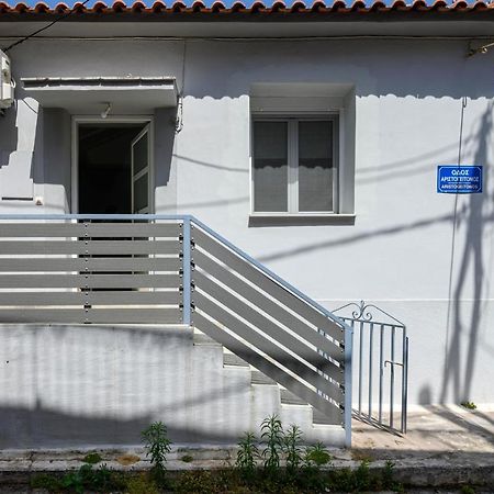 Zen Hut Apartment Kalamata Bagian luar foto