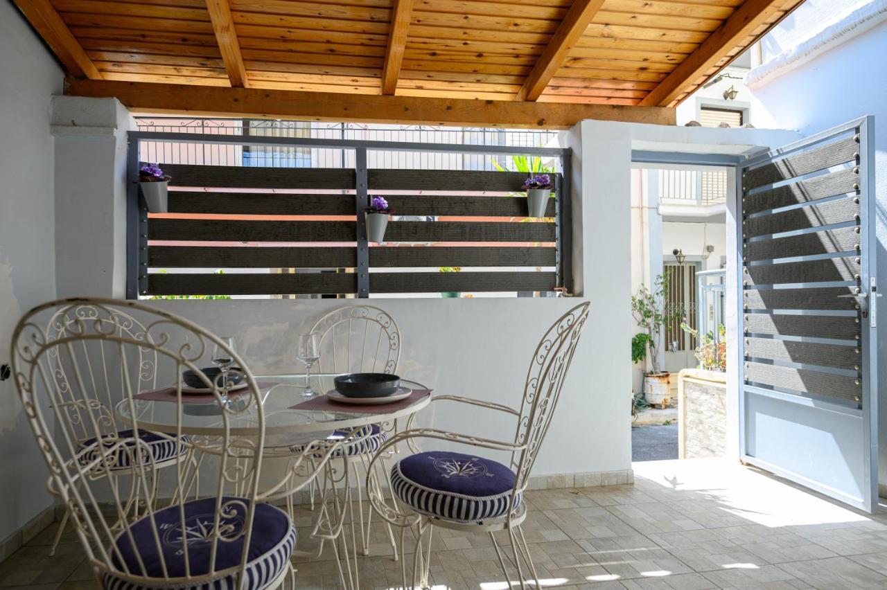 Zen Hut Apartment Kalamata Bagian luar foto